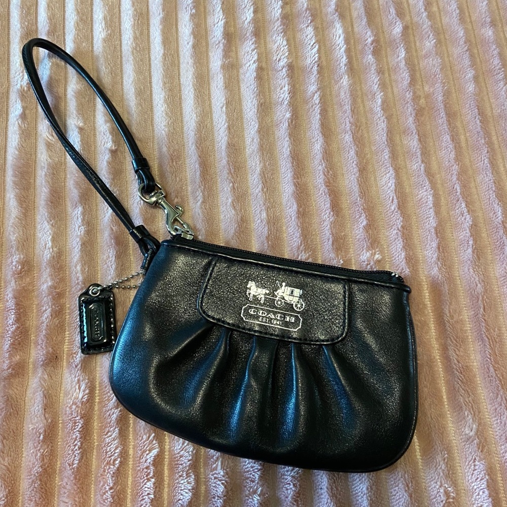 BLACK COACH WRISTLET  🖤